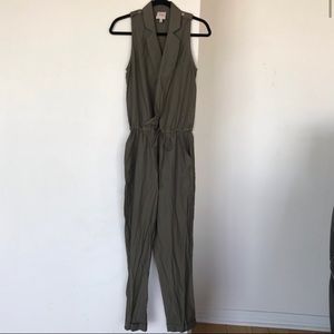 Olive utility jumpsuit 🤩